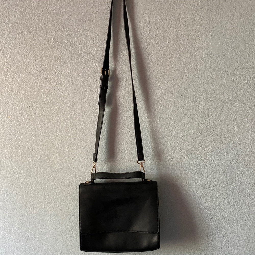 Forever 21 crossbody bag
